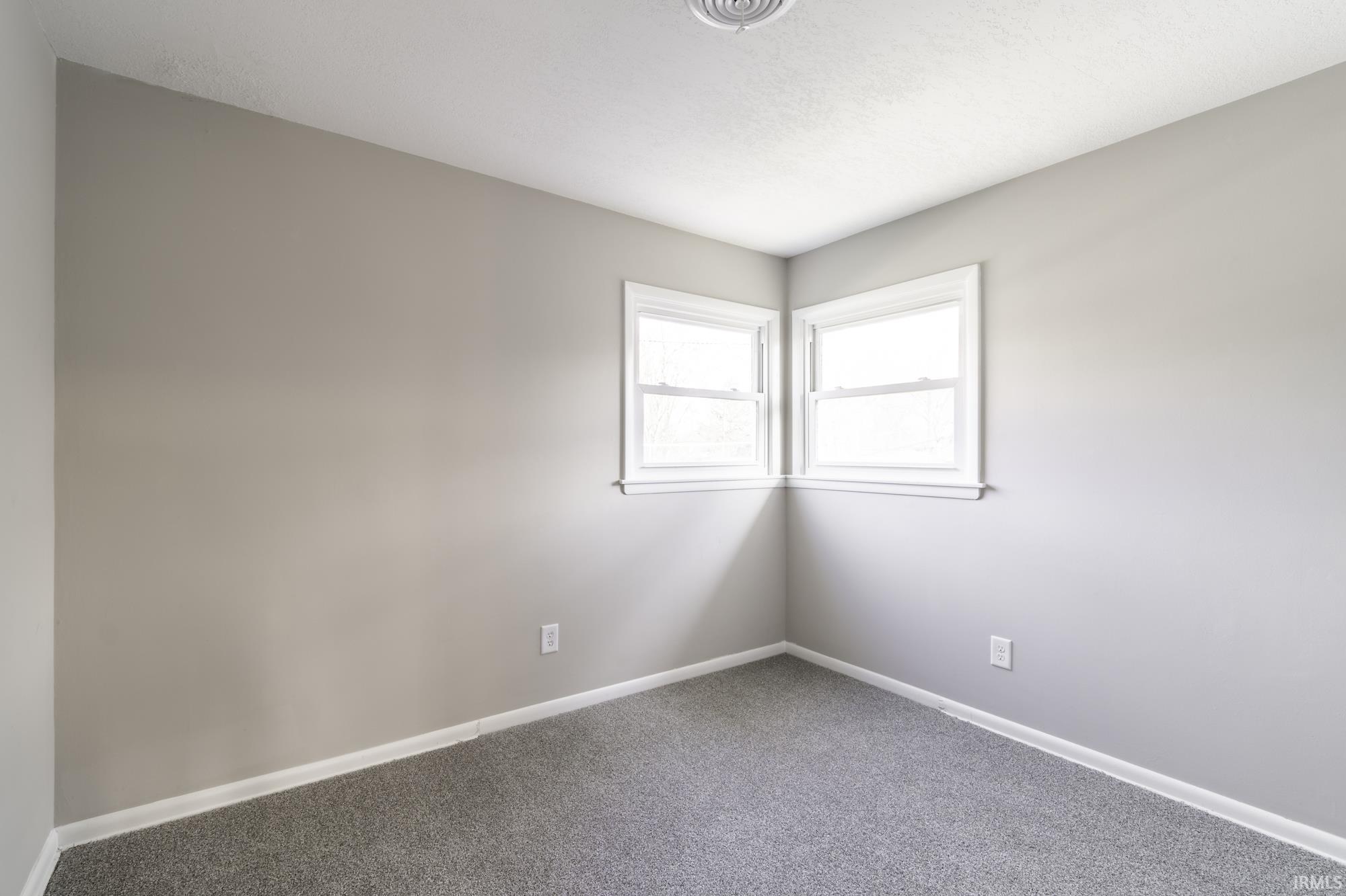 6808 Forest View Drive Fort Wayne, IN 46815 - Photo 24 of 36