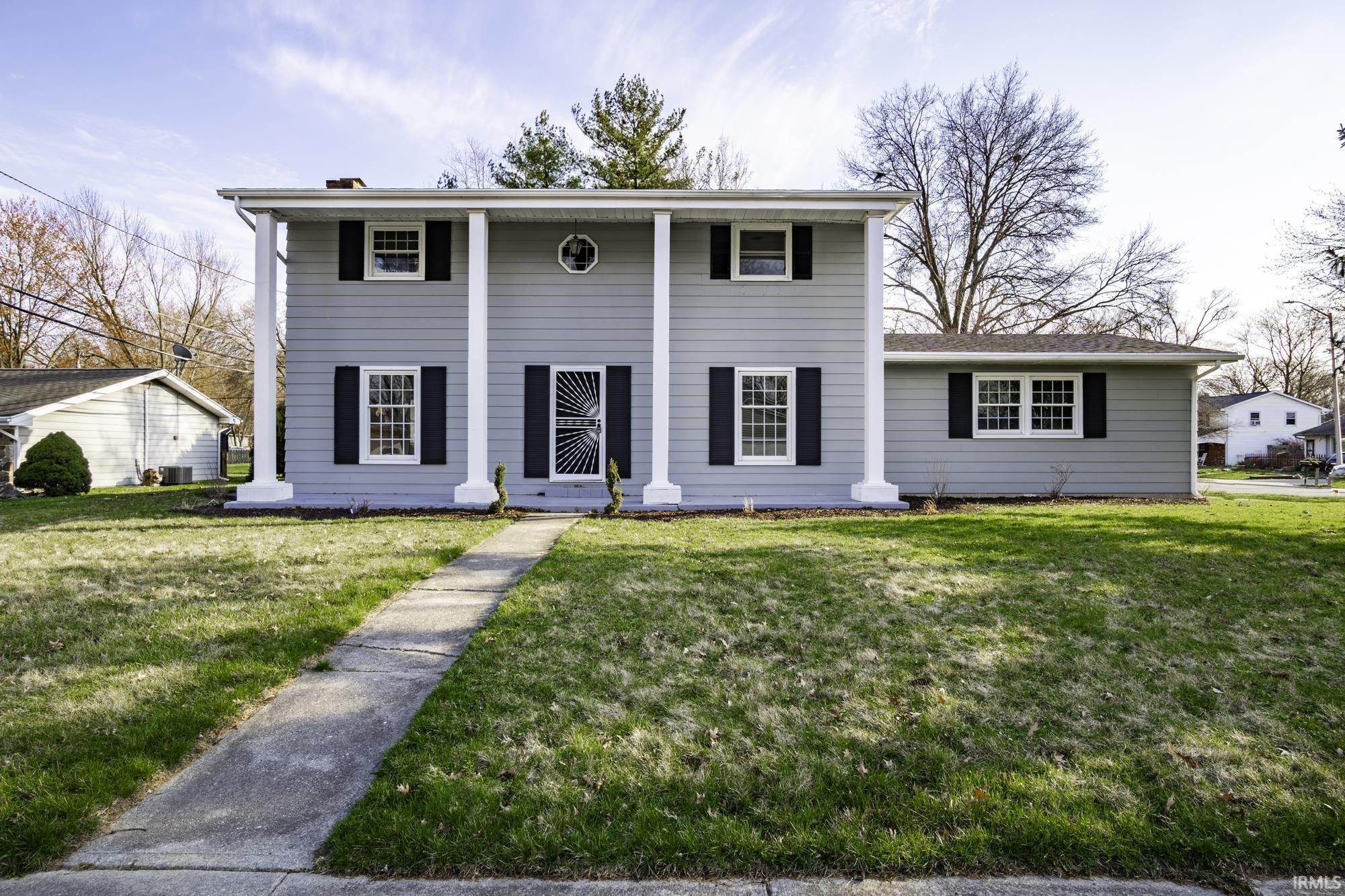 6808 Forest View Drive Fort Wayne, IN 46815 - Photo 7 of 36