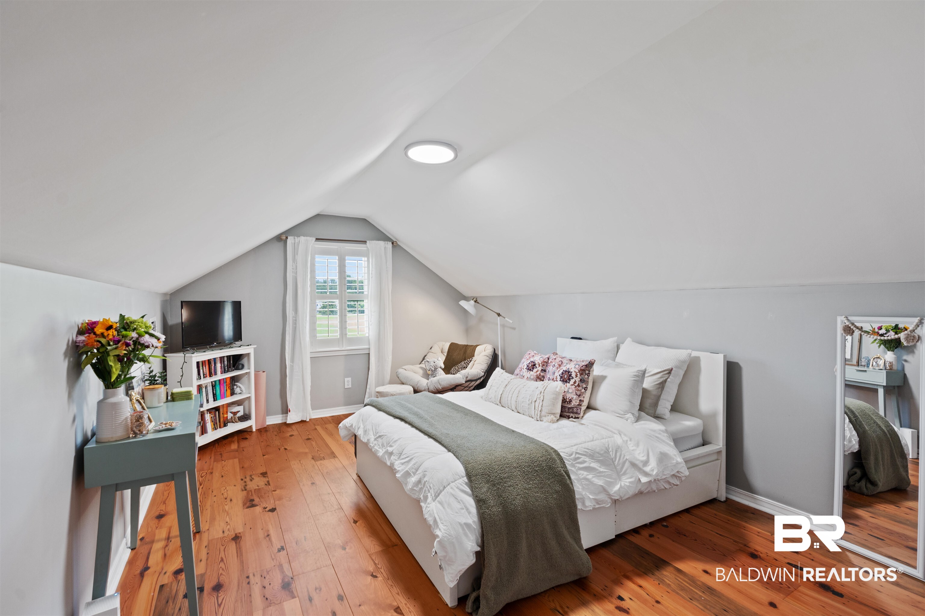 20290 Thompson Hall Road Fairhope, AL 36532 - Photo 23 of 37 4th Bedroom - 2nd Floor