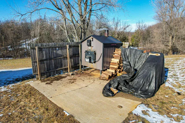 $465,000 | 9304 Ellis Road, Fenton, IL 61251