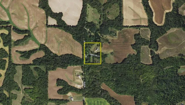 $465,000 | 9304 Ellis Road, Fenton, IL 61251