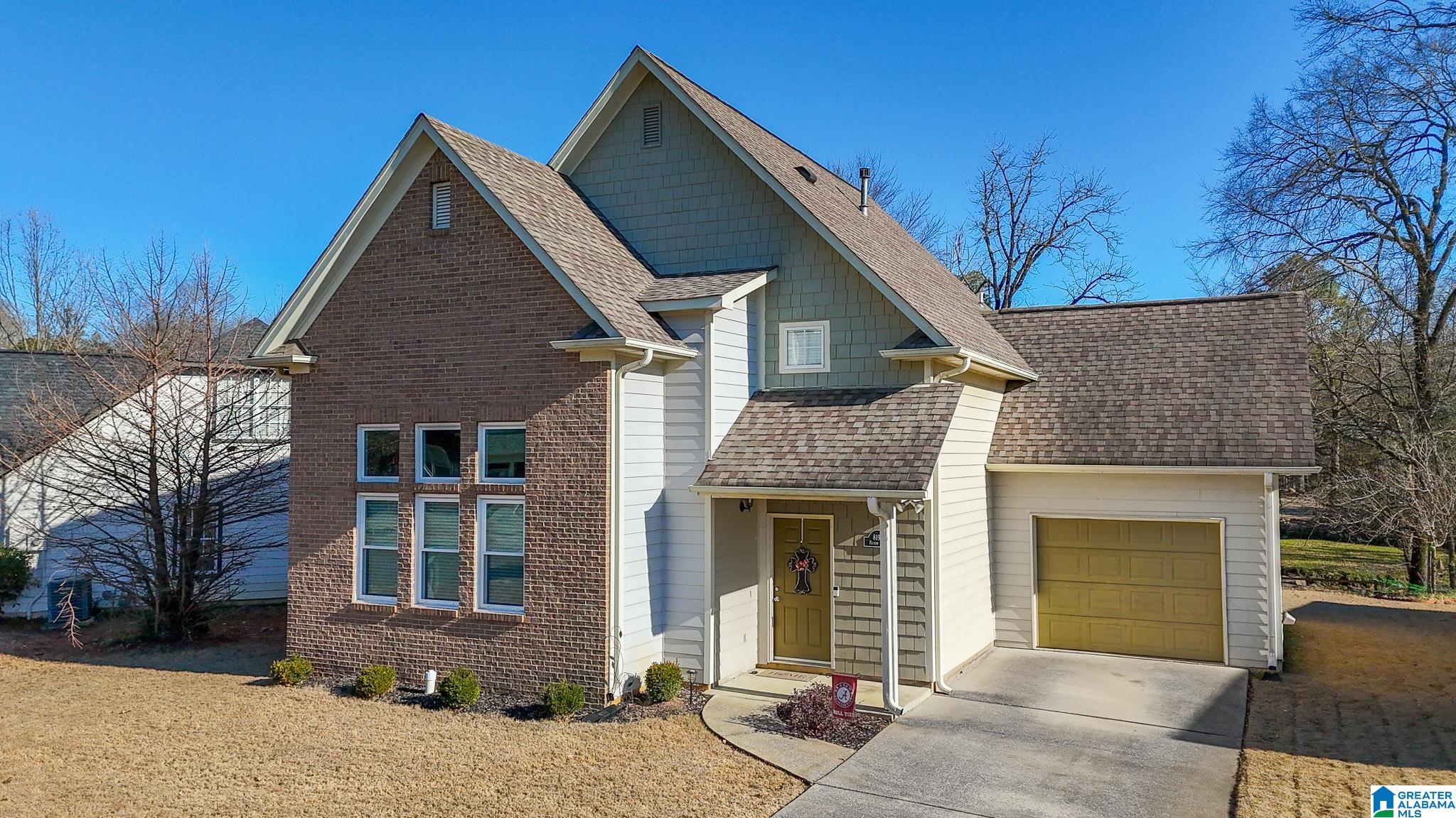 8199 Becker Lane Leeds, AL 35094 - Photo 1 of 17