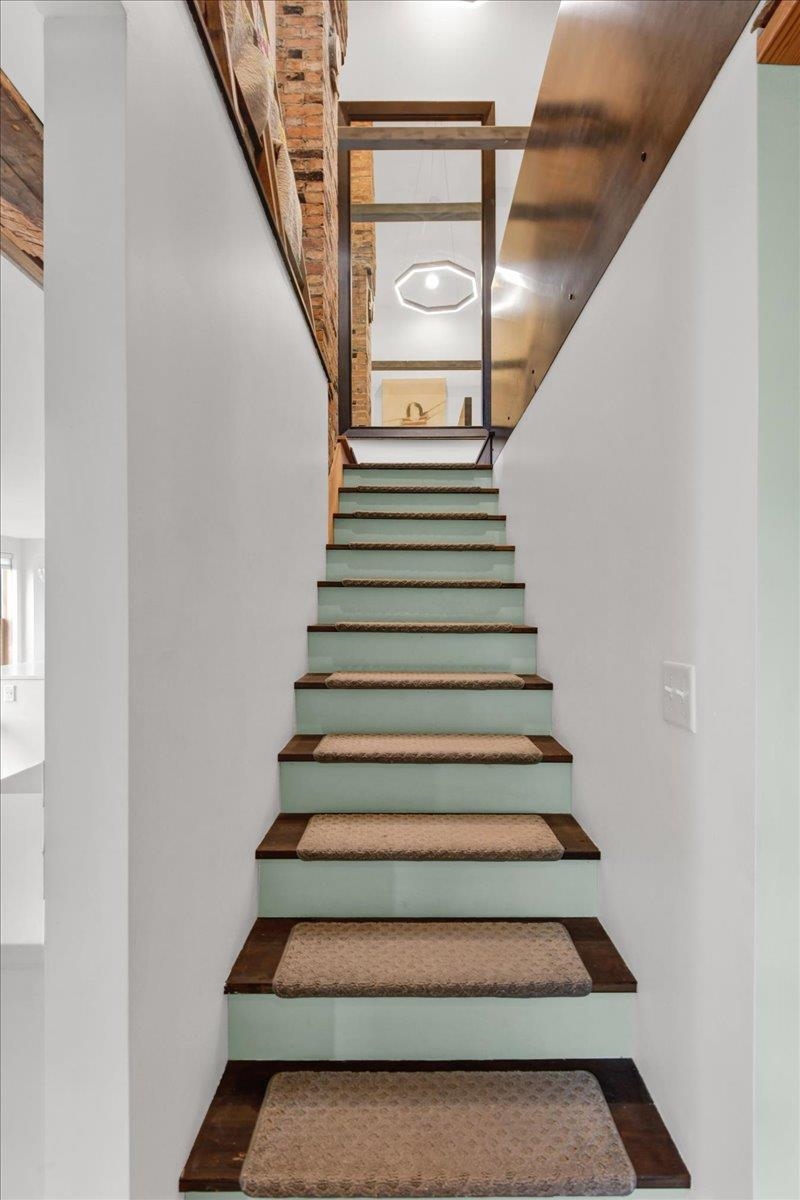 2738 Greenbush Road Charlotte, VT 05445 - Photo 19 of 57