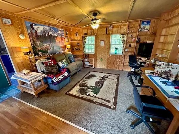 $160,000 | 3755 Gee Hill Road, Royalton, VT 05068