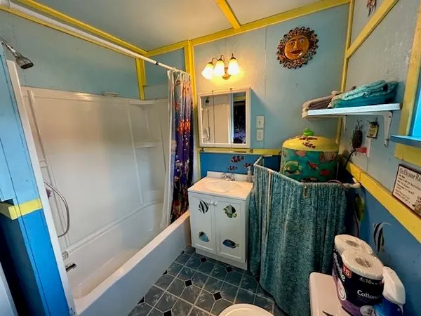 $160,000 | 3755 Gee Hill Road, Royalton, VT 05068