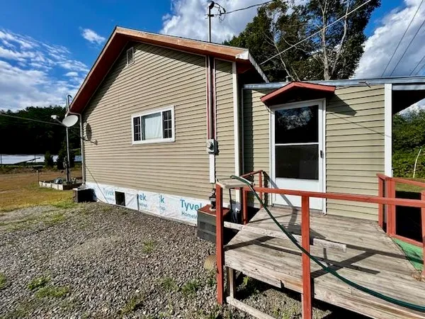 $160,000 | 3755 Gee Hill Road, Royalton, VT 05068