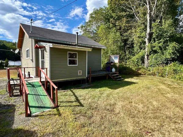 $160,000 | 3755 Gee Hill Road, Royalton, VT 05068