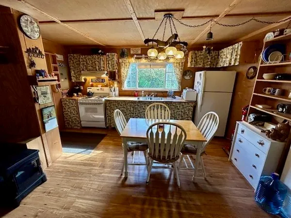 $160,000 | 3755 Gee Hill Road, Royalton, VT 05068