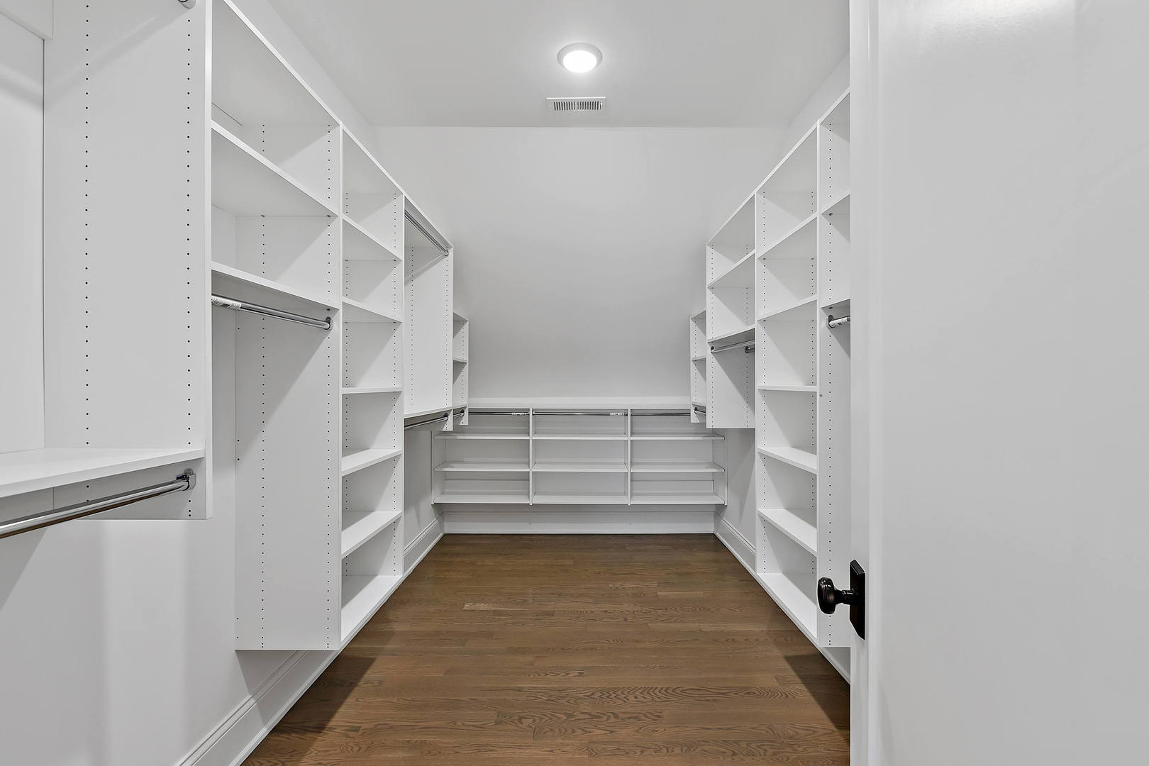 1432 Gregory Avenue Wilmette, IL 60091 - Photo 16 of 48