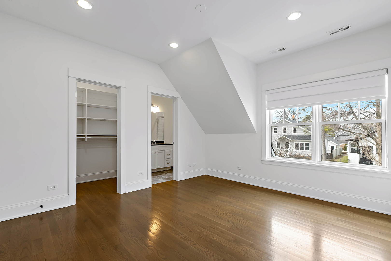 1432 Gregory Avenue Wilmette, IL 60091 - Photo 19 of 48