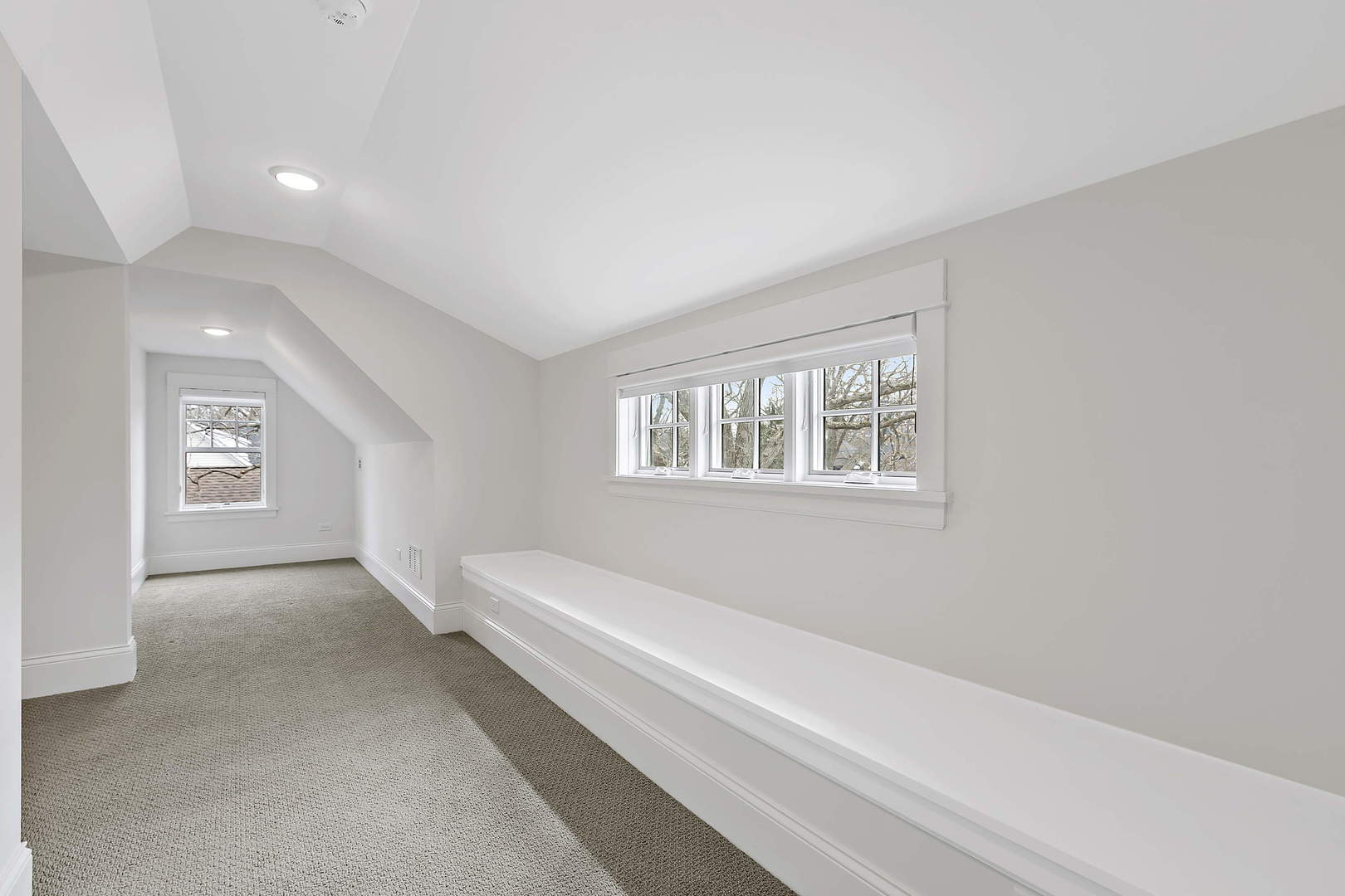 1432 Gregory Avenue Wilmette, IL 60091 - Photo 24 of 48