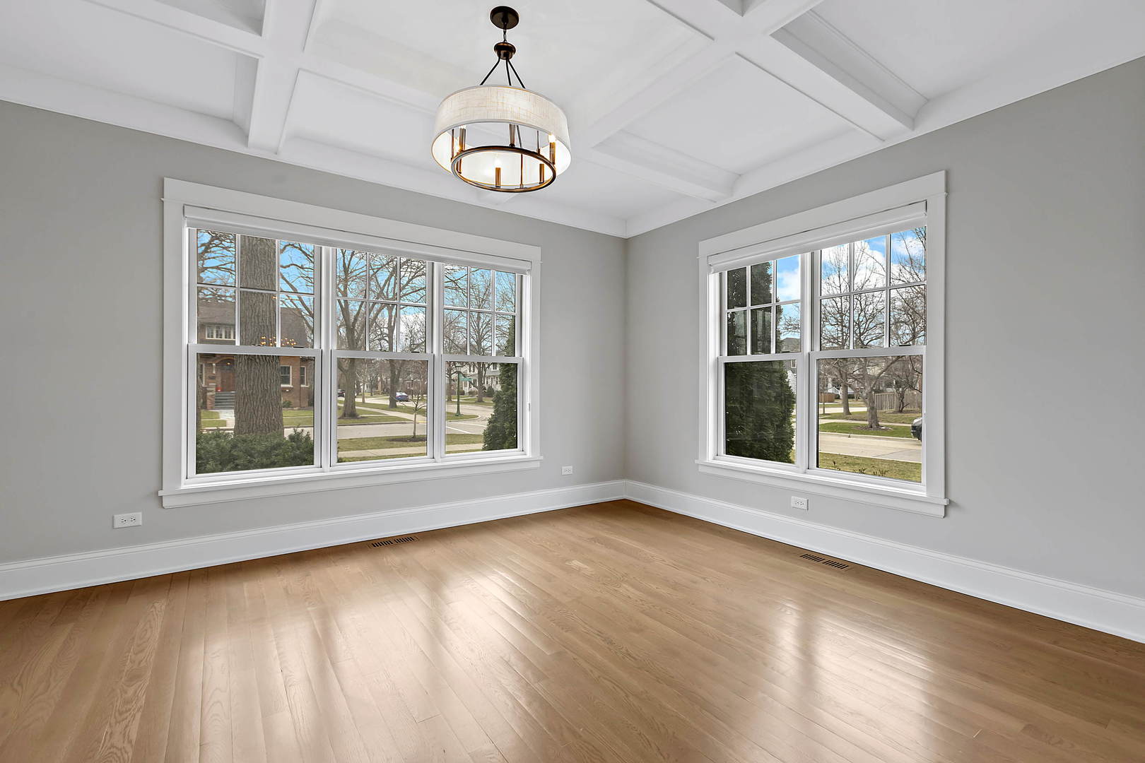 1432 Gregory Avenue Wilmette, IL 60091 - Photo 4 of 48