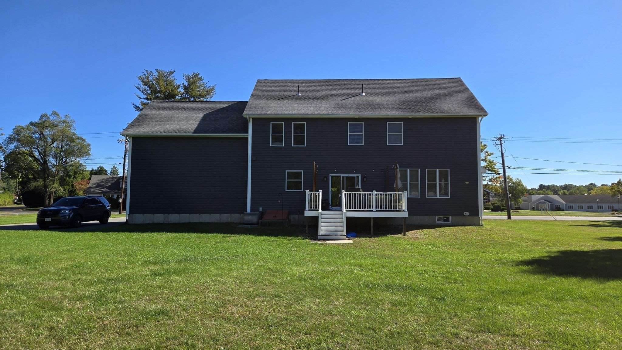 537 Southwick Road Westfield, MA 01085 - Photo 8 of 8 Gallery Image 8
