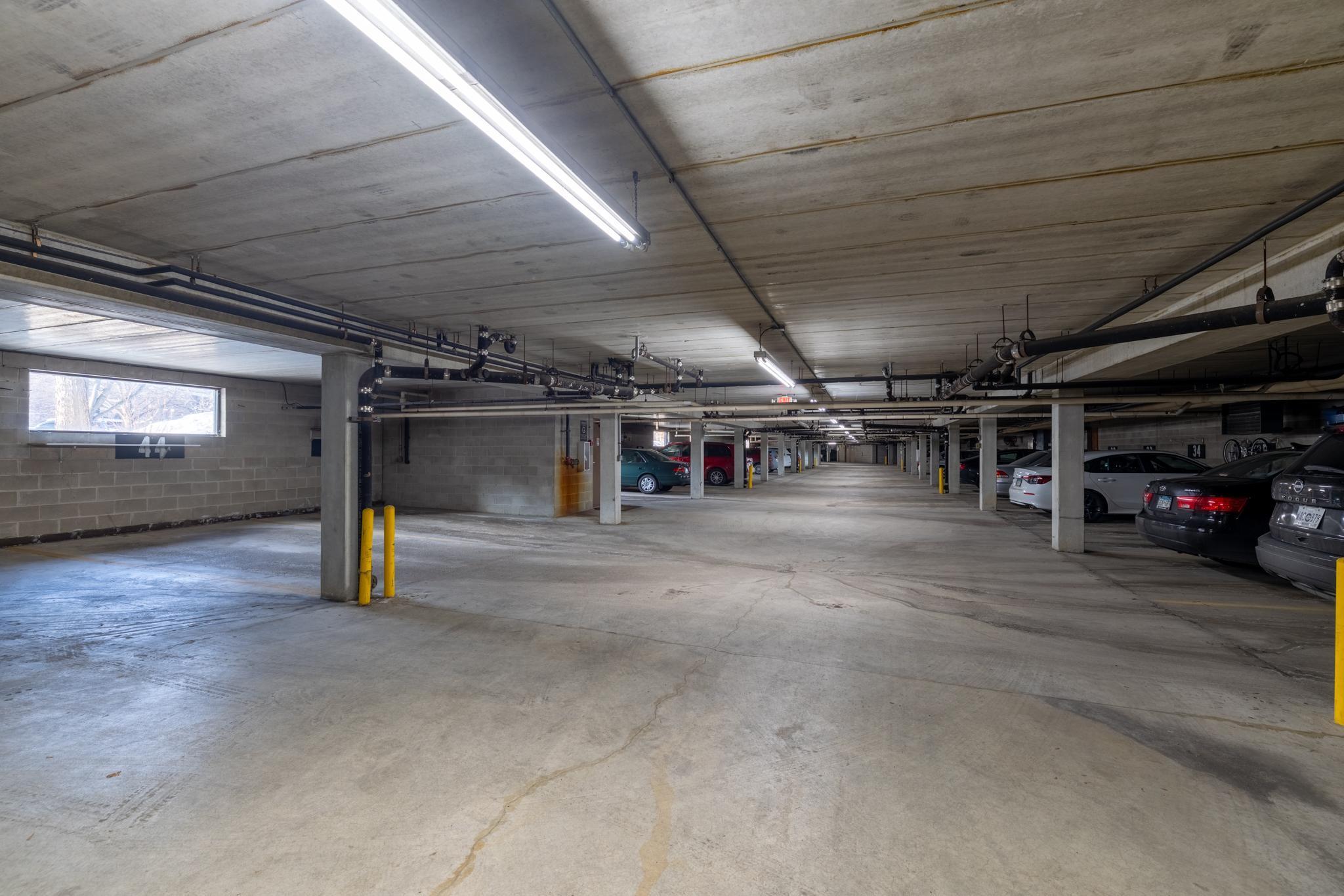 10441 Greenbrier Road, Unit 120 Minnetonka, MN 55305 - Photo 16 of 22