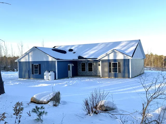 $405,000 | 3 Elmwood Drive, Lisbon, ME 04250