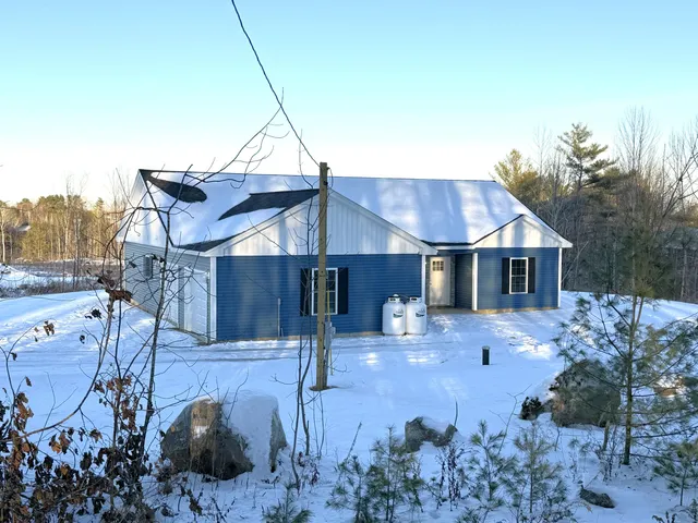 $405,000 | 3 Elmwood Drive, Lisbon, ME 04250