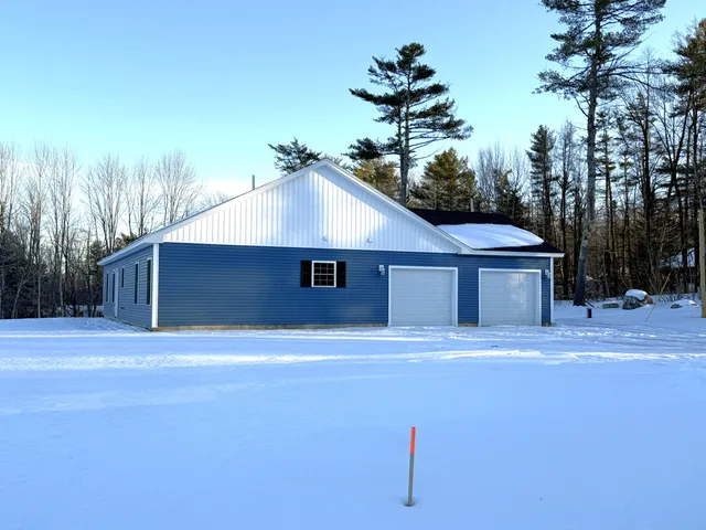 $405,000 | 3 Elmwood Drive, Lisbon, ME 04250