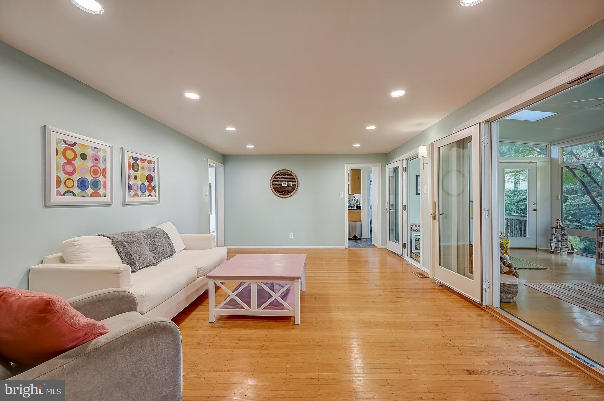 8 Ramsgate Road Cherry Hill, NJ 08003 - Photo 9 of 47