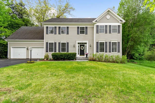 $845,000 | 31 Barrett Lane, Williston, VT 05495