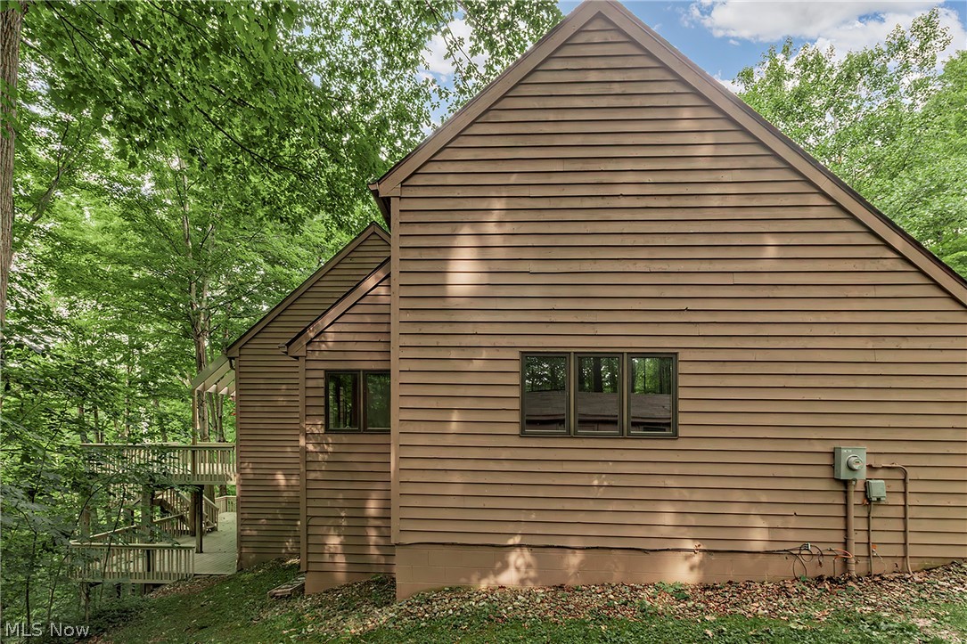 15490 Riddle Road Chagrin Falls, OH 44022 - Photo 40 of 47