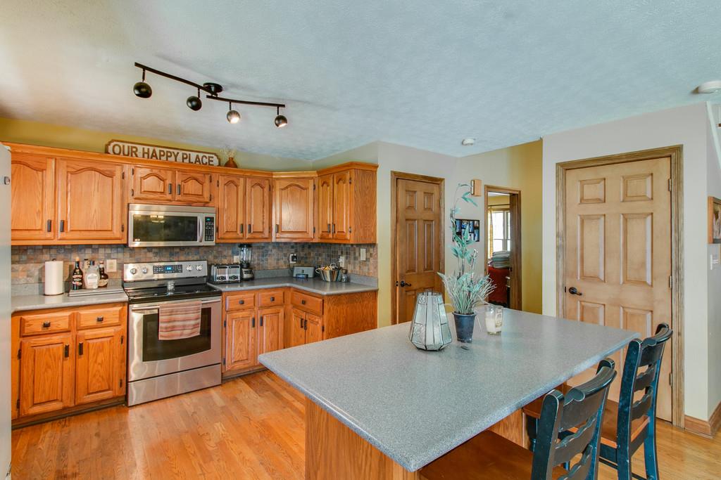 1099 Fannie Nicholson Road Chapmansboro, TN 37035 - Photo 7 of 27 Gallery Image 7