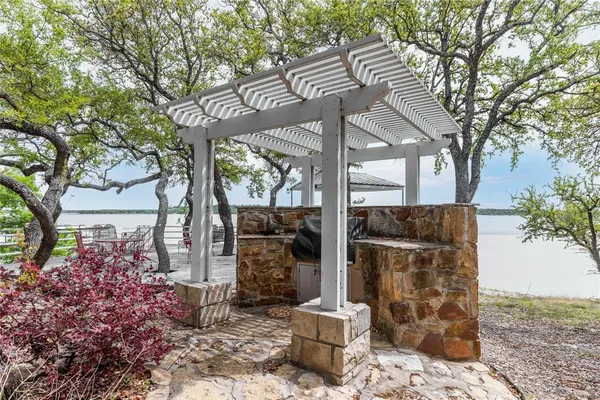 $995,000 | 10470 County Road 454, Brownwood, TX 76801