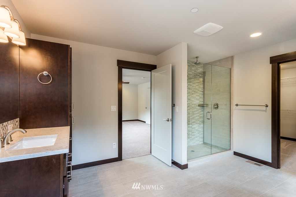21411 9th Avenue Southeast Bothell, WA 98021 - Photo 14 of 22