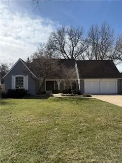 $625,000 | 8400 Wenonga Road, Leawood, KS 66206