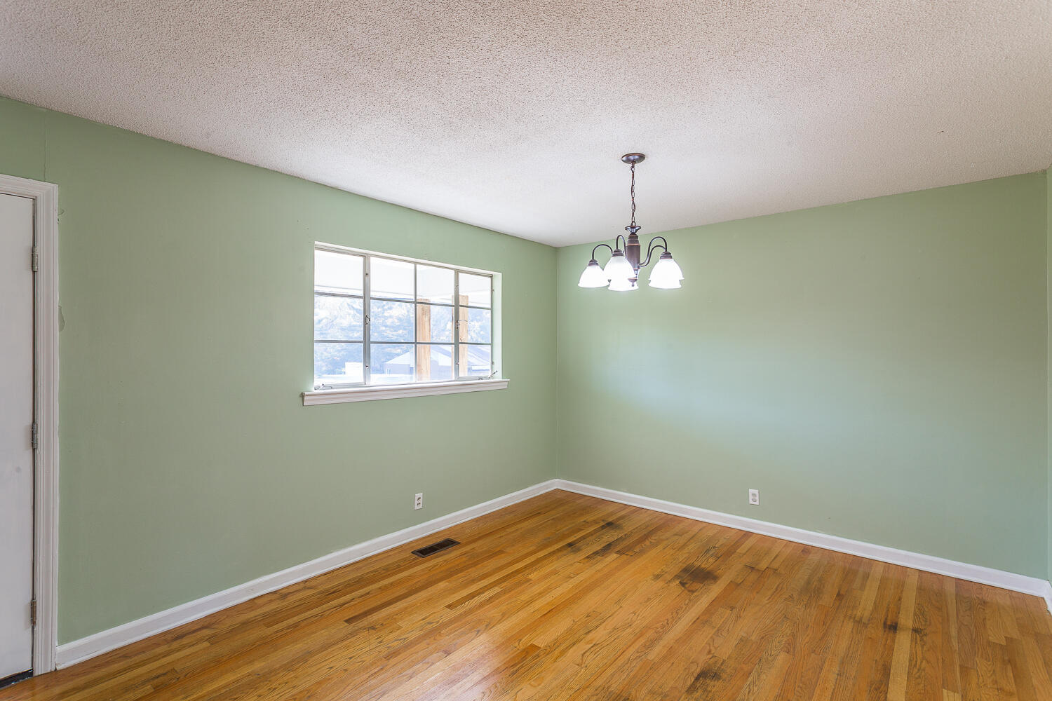 901 Mission Ridge Road Rossville, GA 30741 - Photo 11 of 29 901 Mission Ridge HD -13