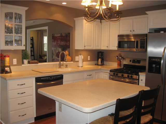 2656 Chester Road Upper Arlington, OH 43221 - Photo 5 of 12