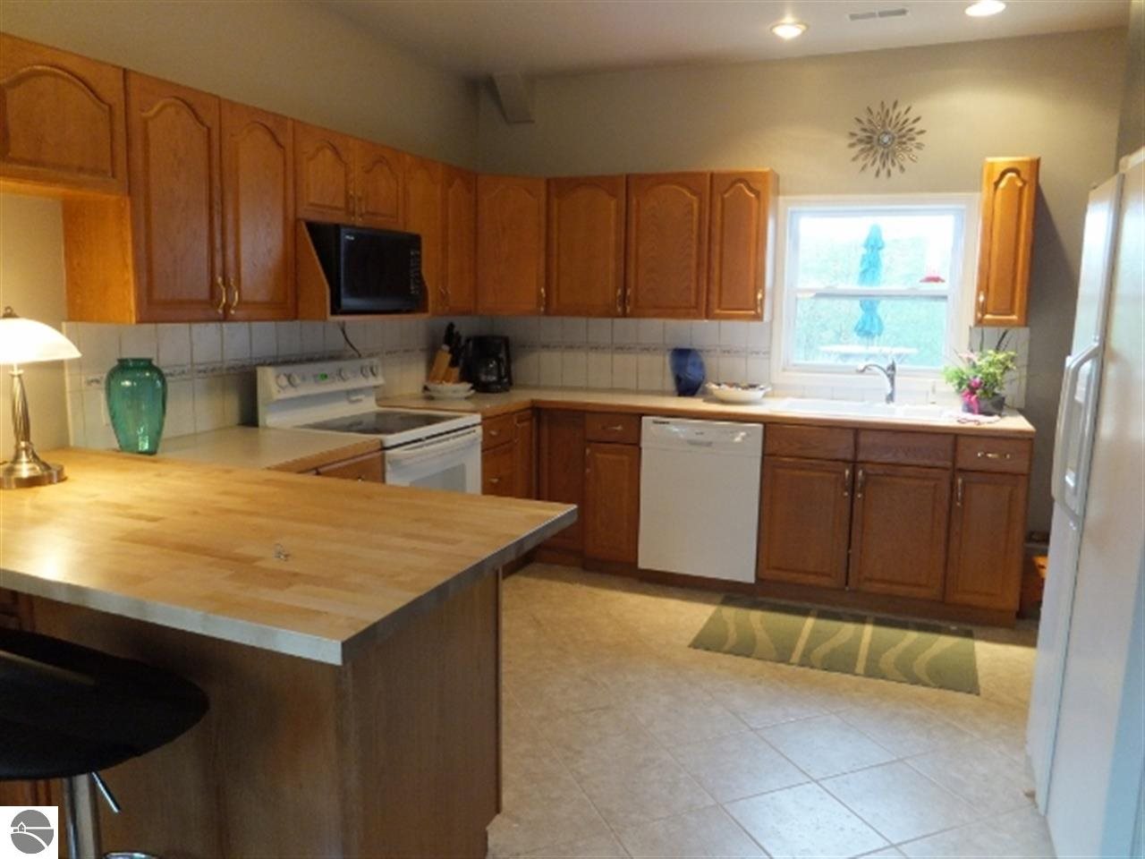 9655 Martin Road Honor, MI 49640 - Photo 31 of 64 1776936-30.JPG