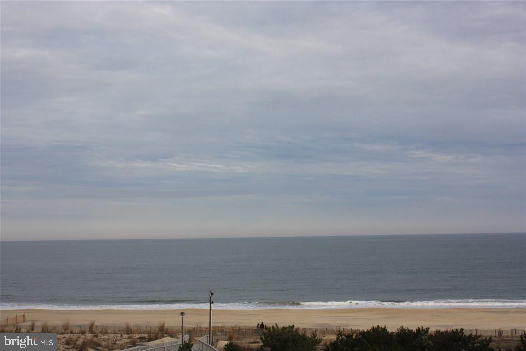 403 South Edgewater House Bethany Beach Bethany Beach, DE 19930 - Photo 2 of 45 Gallery Image 2