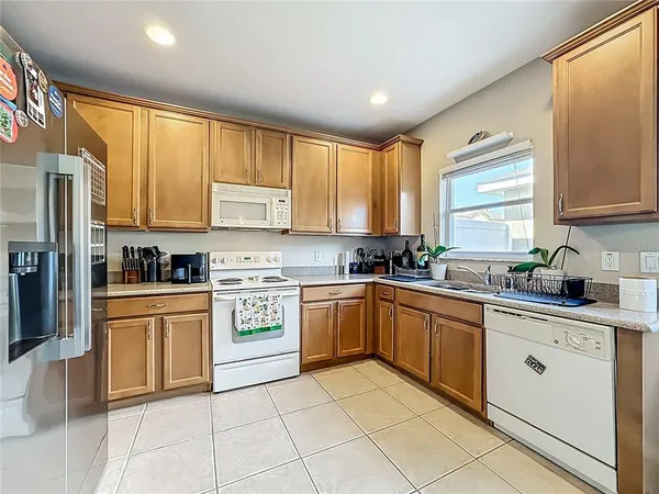 $300,000 | 13836 Daniels Landing Circle, Winter Garden, FL 34787