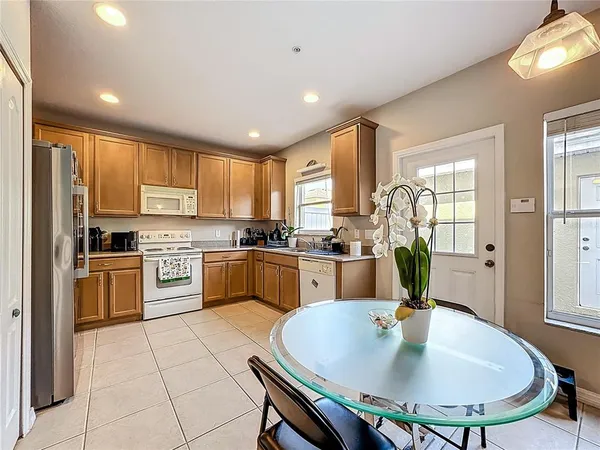 $300,000 | 13836 Daniels Landing Circle, Winter Garden, FL 34787