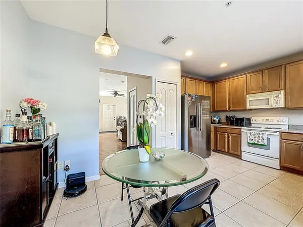 $300,000 | 13836 Daniels Landing Circle, Winter Garden, FL 34787