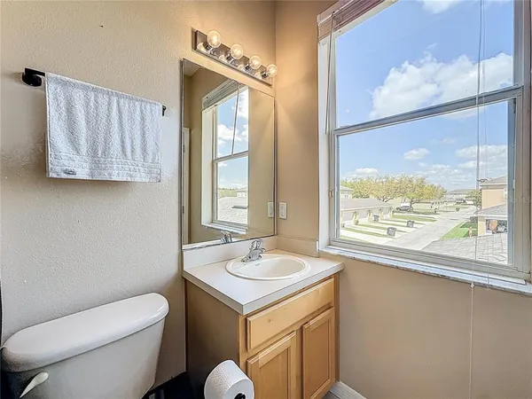 $300,000 | 13836 Daniels Landing Circle, Winter Garden, FL 34787