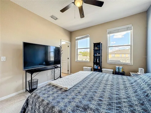 $300,000 | 13836 Daniels Landing Circle, Winter Garden, FL 34787