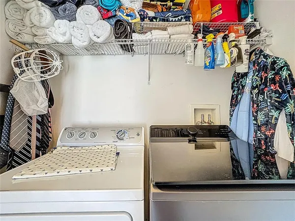 $300,000 | 13836 Daniels Landing Circle, Winter Garden, FL 34787