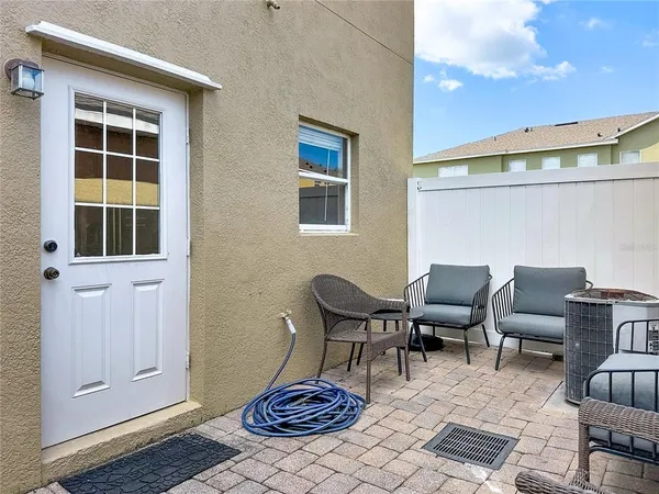 $300,000 | 13836 Daniels Landing Circle, Winter Garden, FL 34787