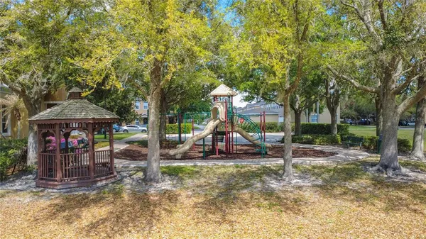 $300,000 | 13836 Daniels Landing Circle, Winter Garden, FL 34787