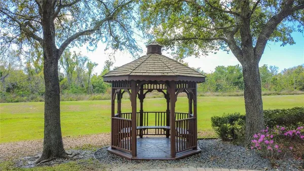 $300,000 | 13836 Daniels Landing Circle, Winter Garden, FL 34787