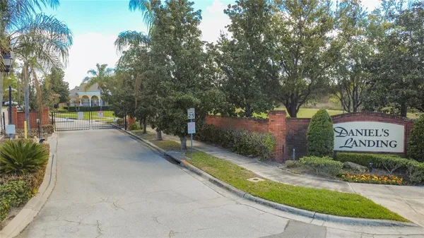 $300,000 | 13836 Daniels Landing Circle, Winter Garden, FL 34787