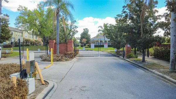 $300,000 | 13836 Daniels Landing Circle, Winter Garden, FL 34787