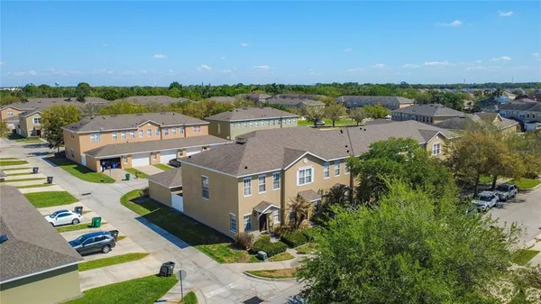 $300,000 | 13836 Daniels Landing Circle, Winter Garden, FL 34787