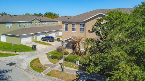 $300,000 | 13836 Daniels Landing Circle, Winter Garden, FL 34787