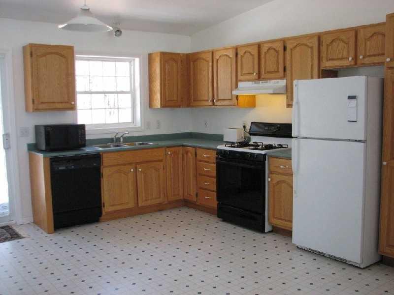 159 Bartlett Road Sidney, ME 04330 - Photo 4 of 10 Kitchen. All appliances are...