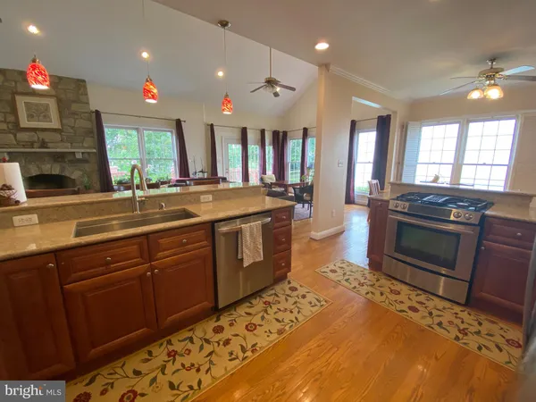 $5,500 | 10614 Maplecrest Lane, Potomac, MD 20854