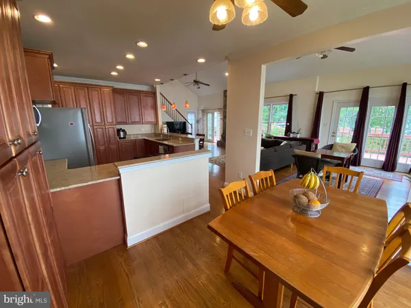 $5,500 | 10614 Maplecrest Lane, Potomac, MD 20854