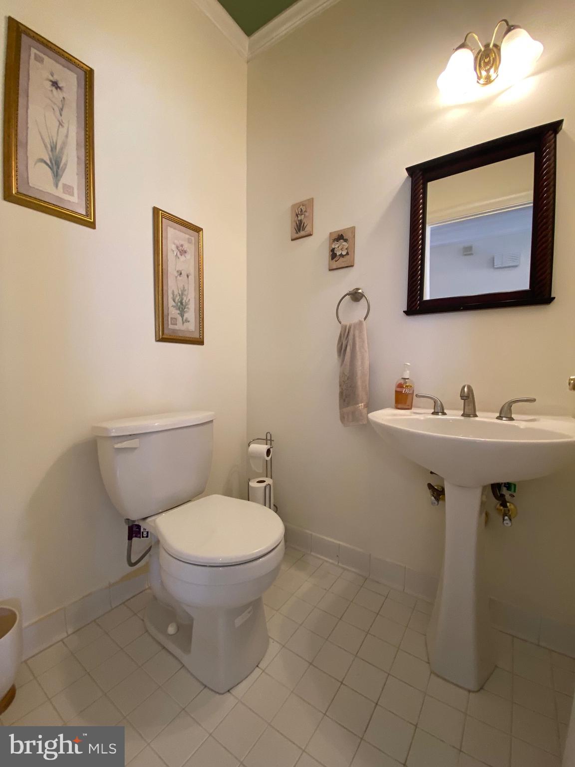 10614 Maplecrest Lane Potomac, MD 20854 - Photo 18 of 51