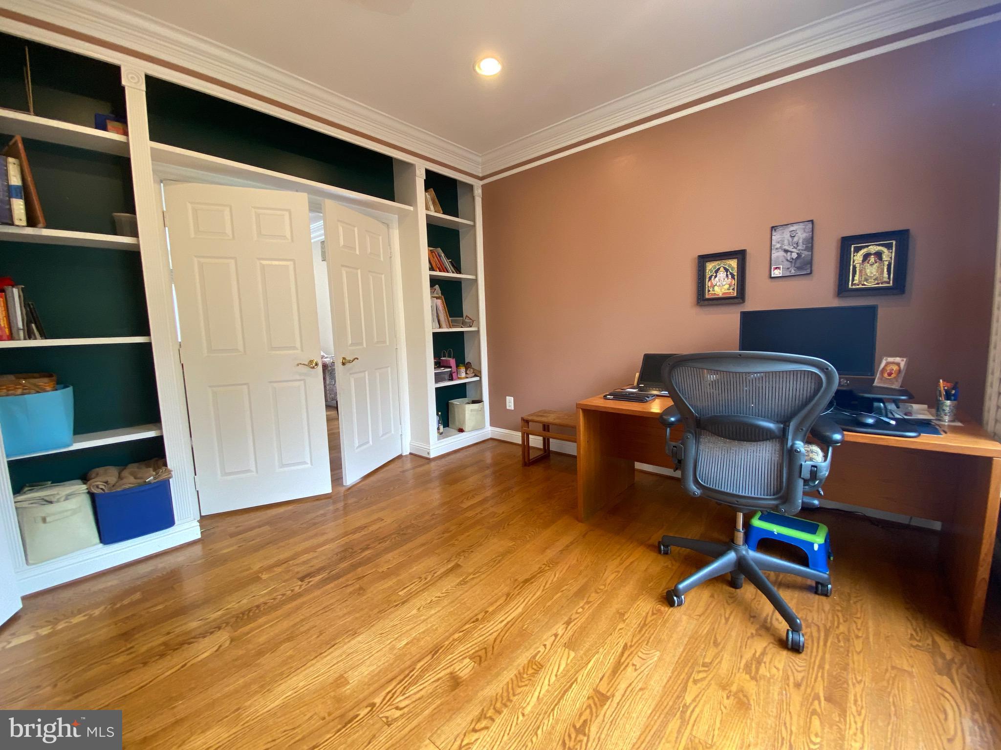 10614 Maplecrest Lane Potomac, MD 20854 - Photo 21 of 51